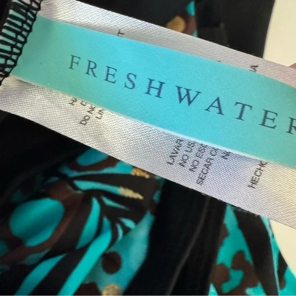 FRESHWATER Size 22 Plus Size Women’s One Piece Swimsuit with Skirted Bottom - Picture 6 of 6